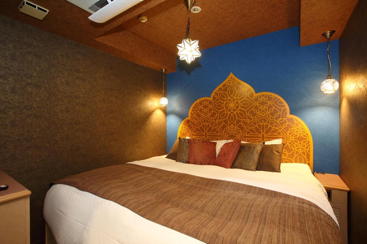 Fukuoka Chapel Coconuts Hotel Ipolani Extérieur photo