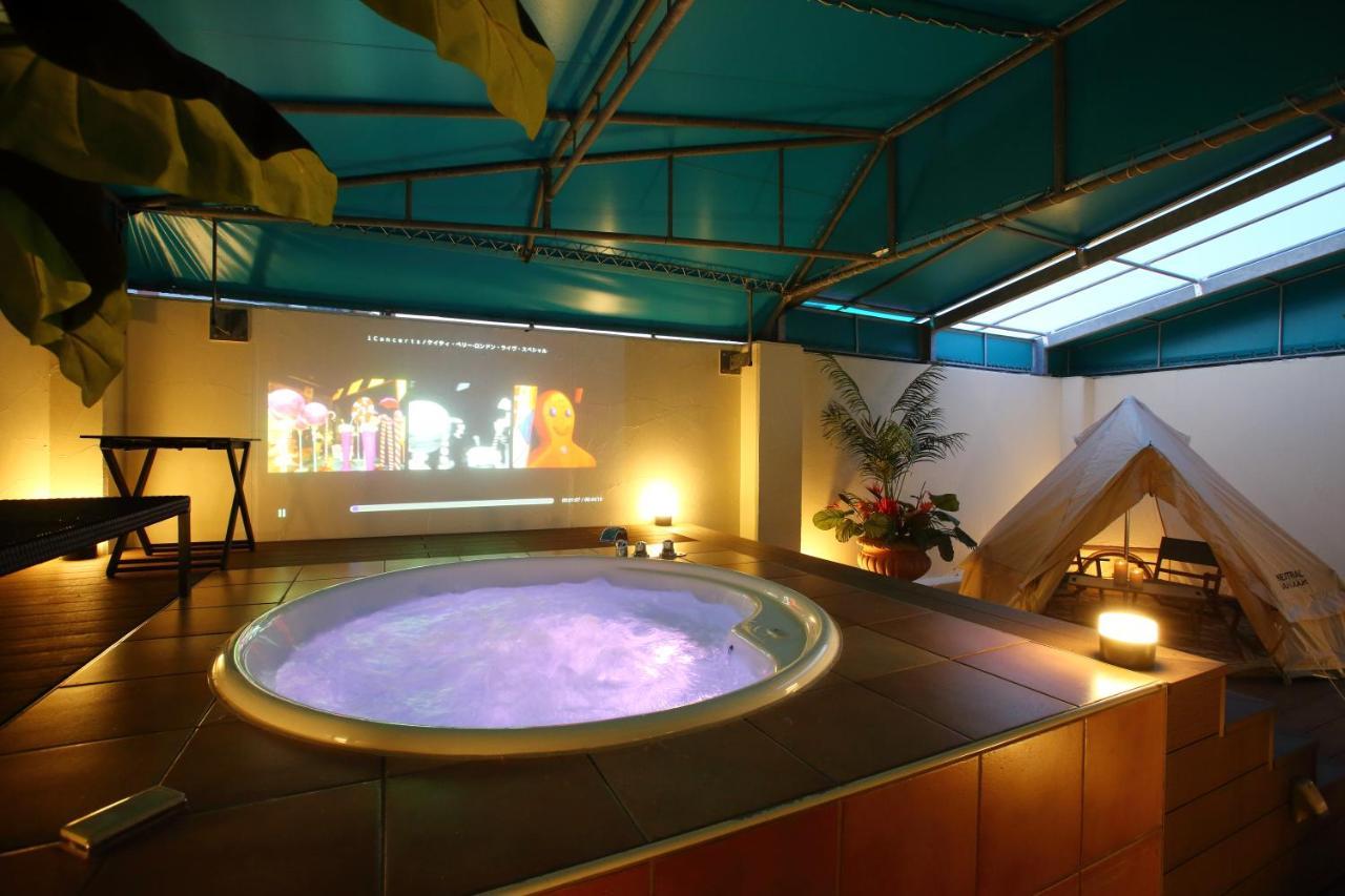Fukuoka Chapel Coconuts Hotel Ipolani Extérieur photo