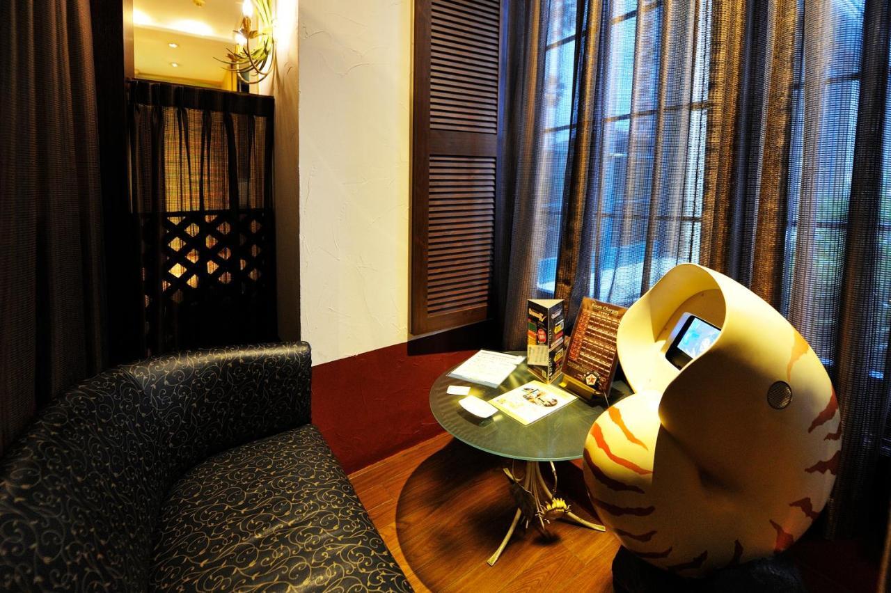 Fukuoka Chapel Coconuts Hotel Ipolani Extérieur photo